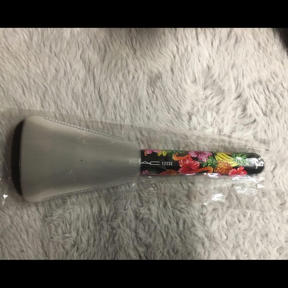 Mac 125SE brush